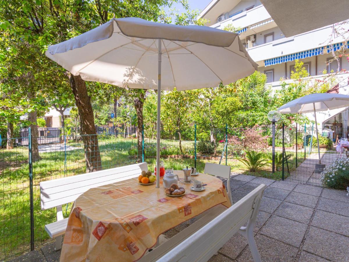 Apartment Mare Blu-1 By Interhome Francavilla Al Mare Exterior photo