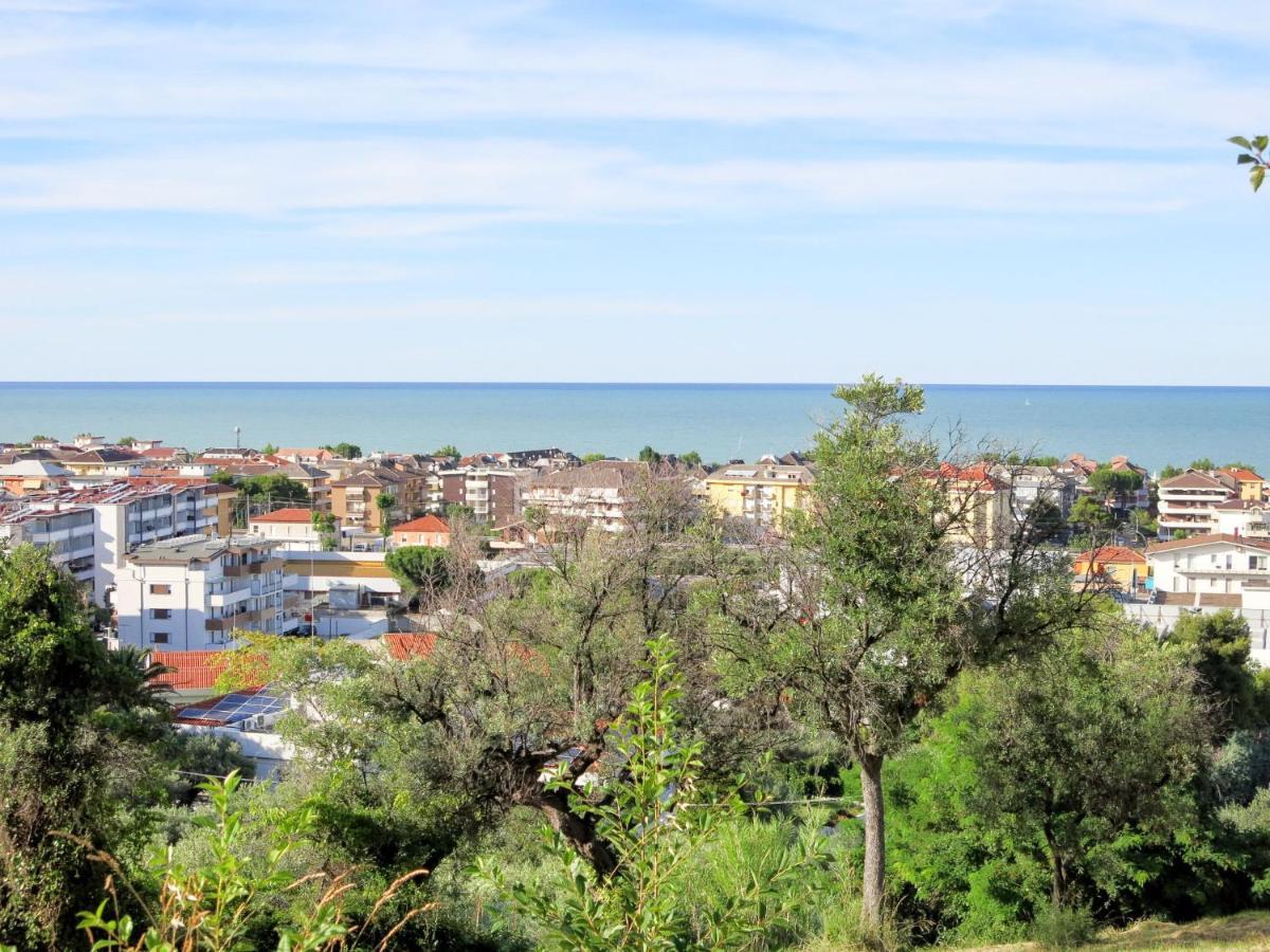 Apartment Mare Blu-1 By Interhome Francavilla Al Mare Exterior photo
